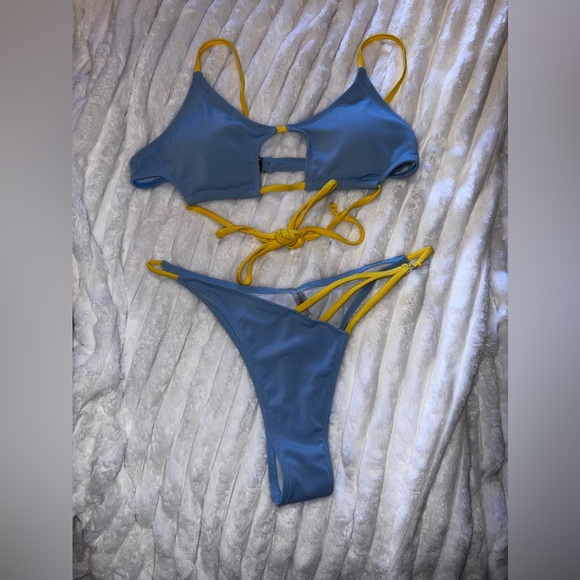 Blue & Yellow Bikini - Picture 7 of 7